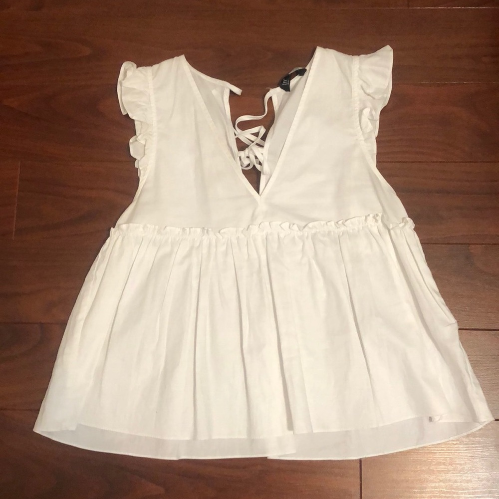 White, ruffled tank top